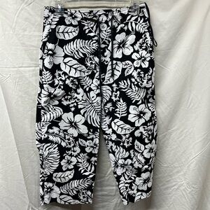 Ralph Lauren Black and White Capris Pants